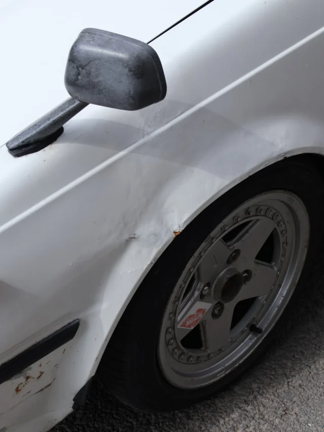 Guide to Repairing Deep Scratches on Your Car